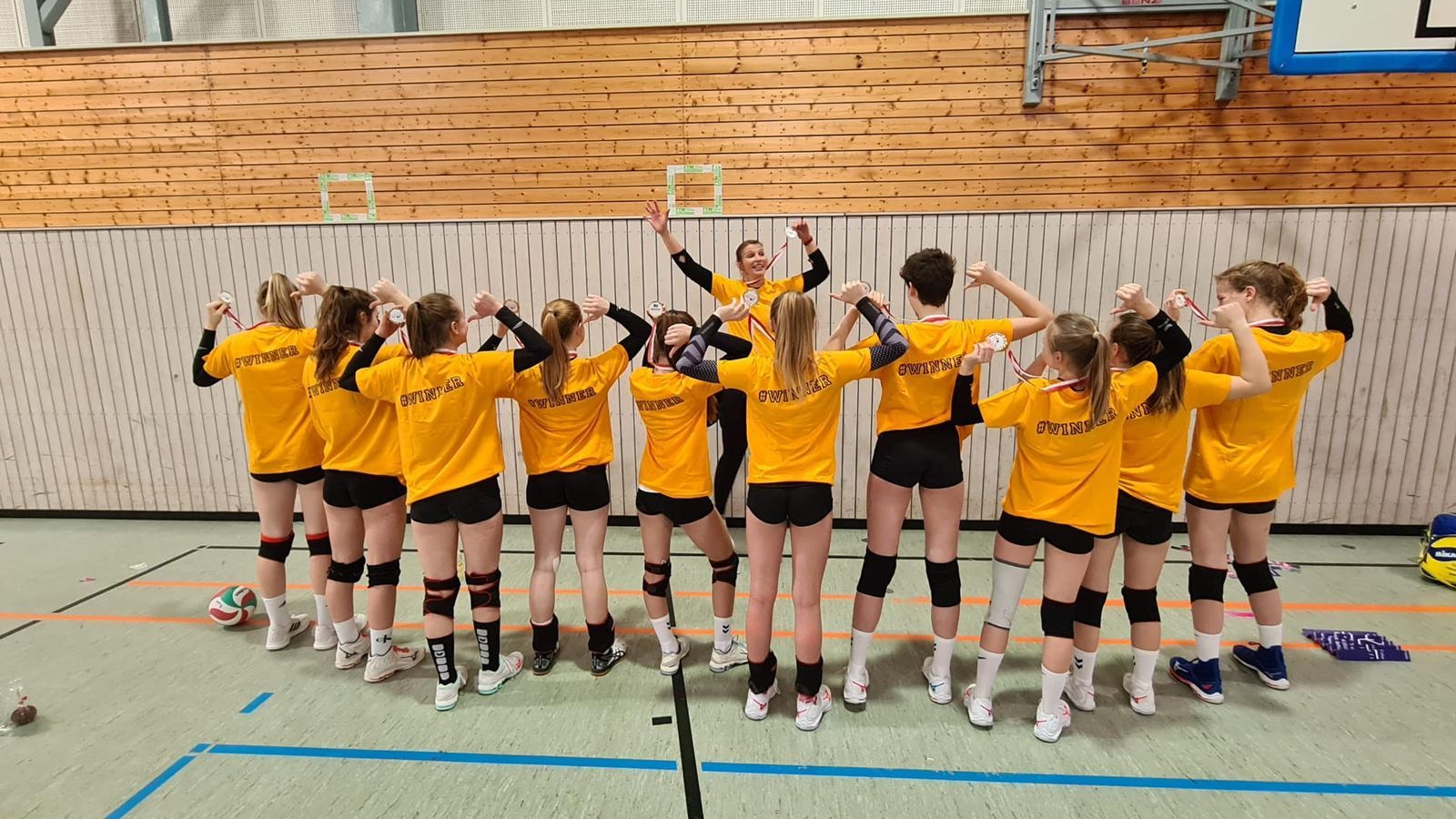 Acad8Ea4 4875 4581 88E1 5Fd28E78606A