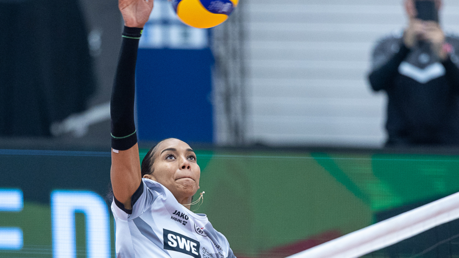 Aufschlag beim Meister